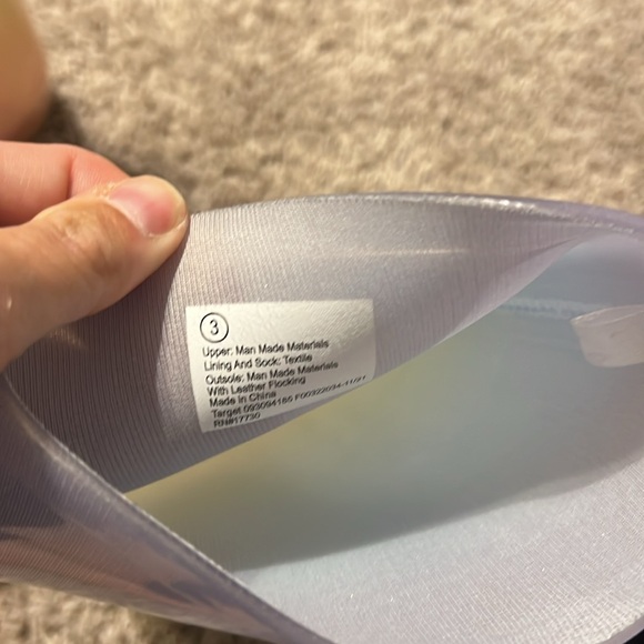 VEUC worn 1x each rain boots and black boots - Picture 8 of 8